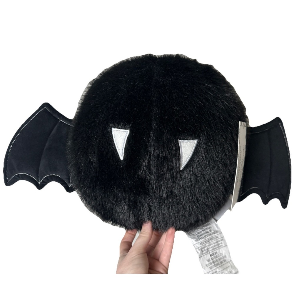 CUPCAKES & CASHMERE HALLOWEEN BLACK ROUND‎ BAT GLOW IN THE DARK THROW PILLOW NWT